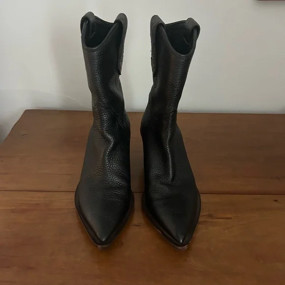 Fendi Western Boots in Black size 37.5 or US 7